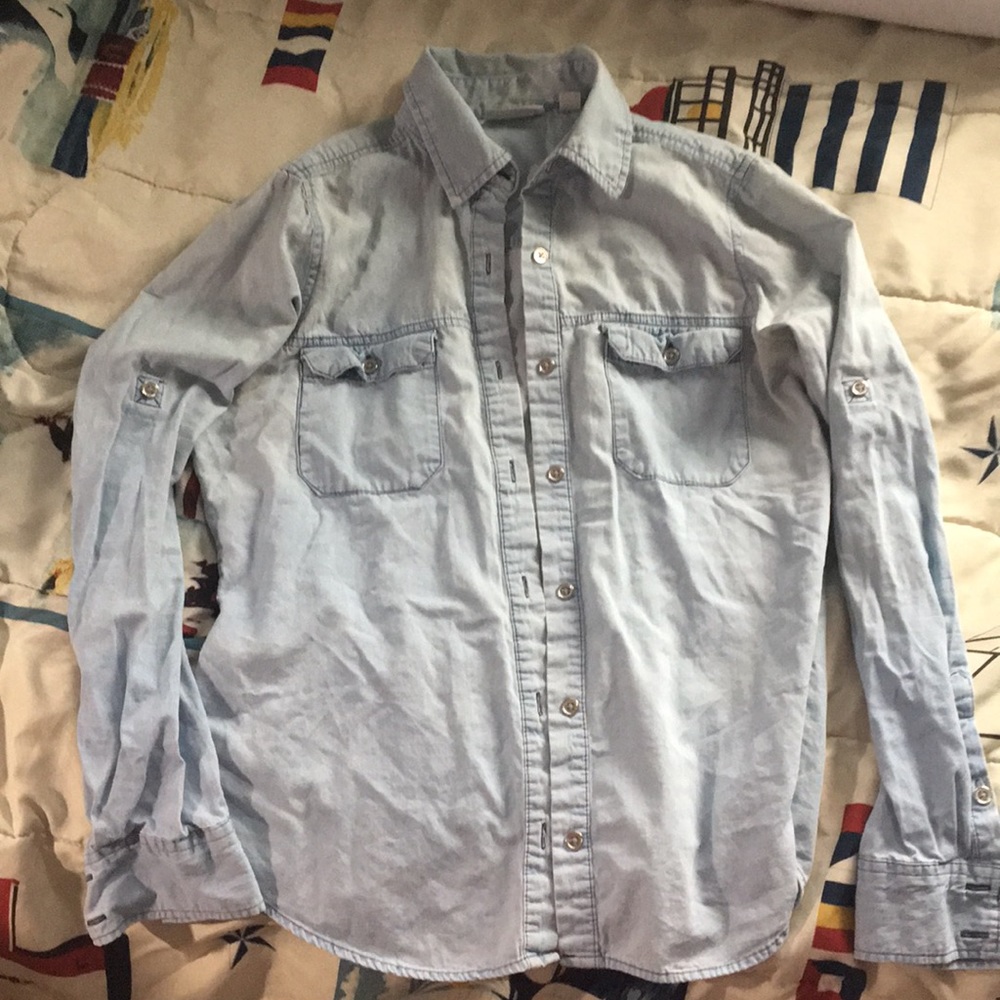 New York & Co Jean/chambray-type shirt. NWOT
